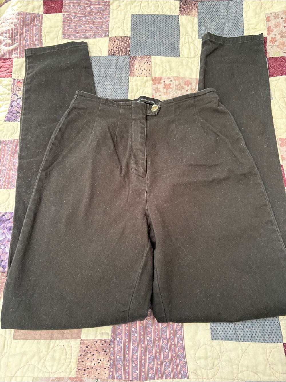 MODA International Black Casual Cotton Pants - Classic Straight Fit